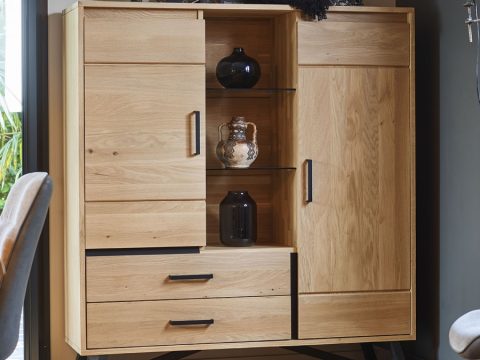 Vitrina 2 usi 2 sertare 134-42-150 cm