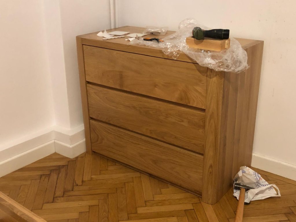 Cum cumperi mobilă lemn masiv fără surprize: semne, întrebări, decizii 8 Cum cumperi mobilă lemn masiv fără surprize: semne, întrebări, decizii